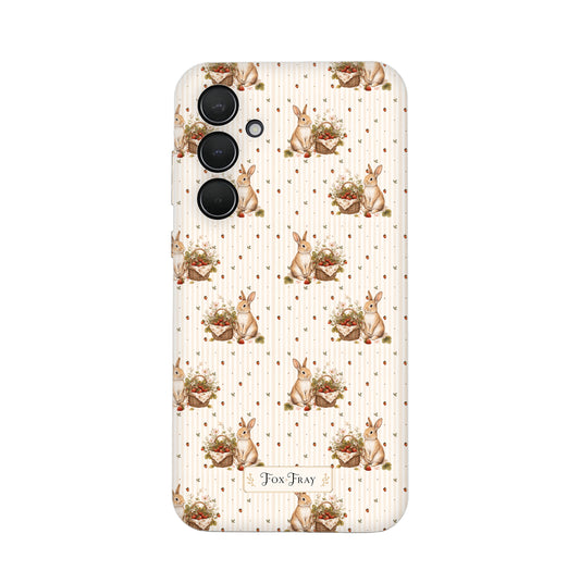 foxandfray_hero-bunnys-berry-basket-pattern-Samsung_Galaxy_A35.jpg