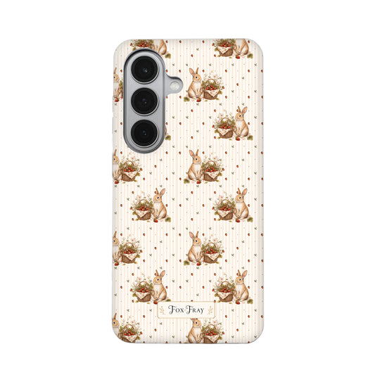 foxandfray_hero-bunnys-berry-basket-pattern-Samsung_Galaxy_S26_Plus.jpg